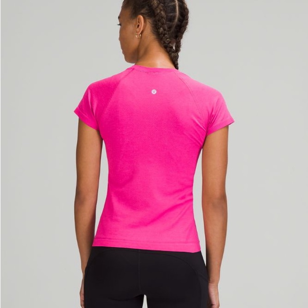 Lululemon Swiftly Tech Short Sleve Shirt 2.0 Race Length Sonic Pink Size 6 - Picture 3 of 7